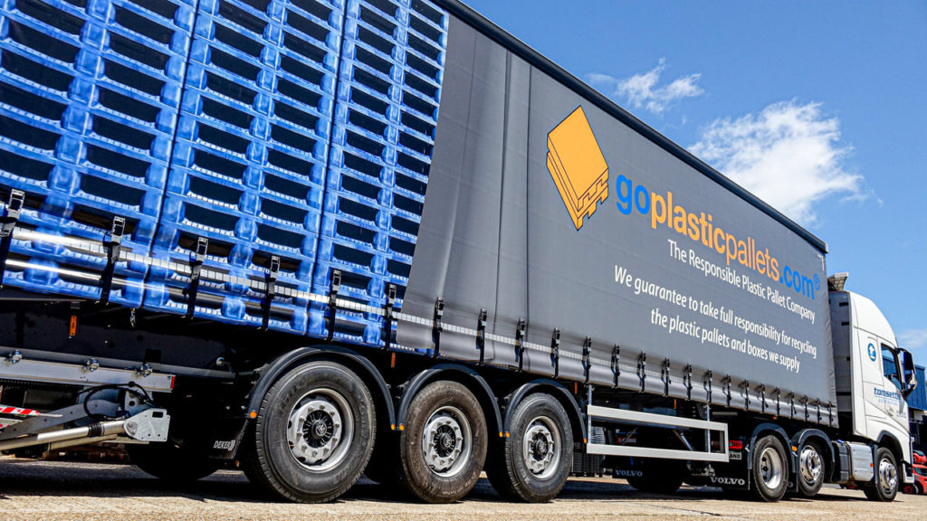 pallets on lorry