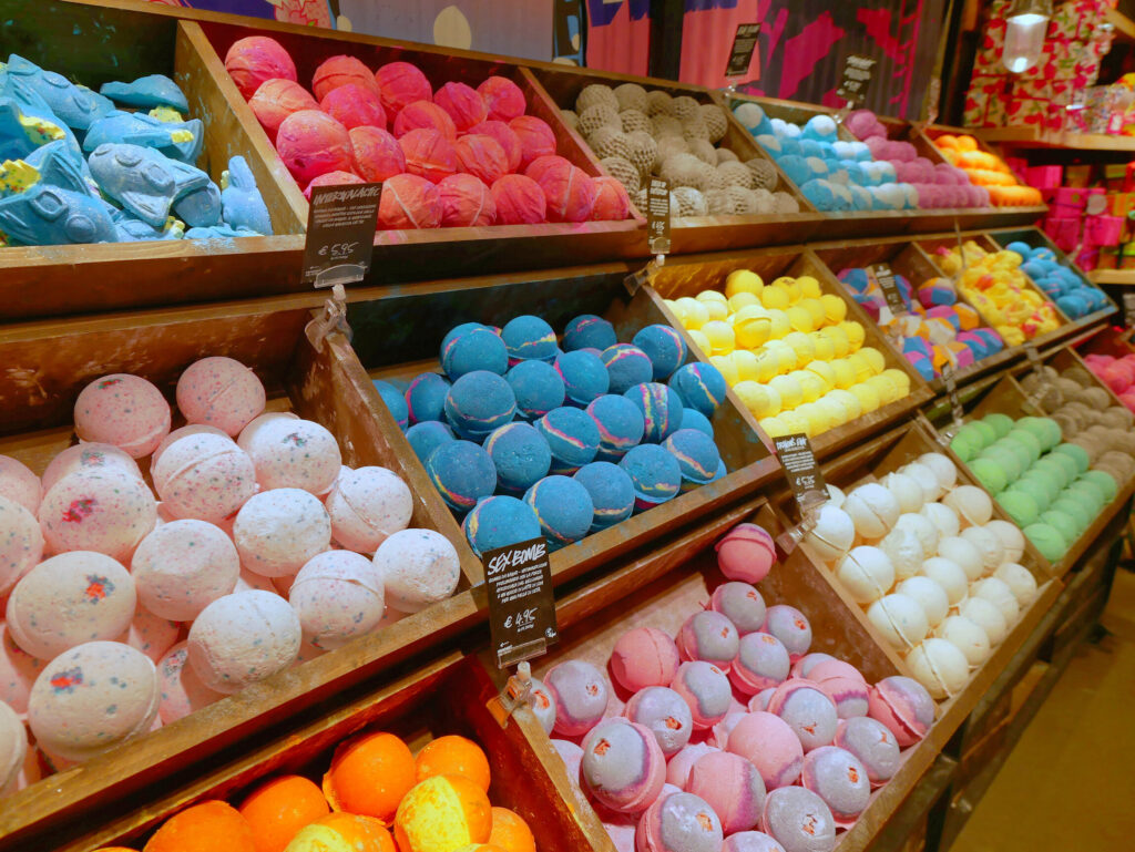 Lush aims to put 'positivity in plastic' with new packaging returns ...